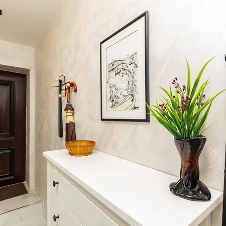 Retreat With Local Charm By Flat Mаnager Апартаменты *