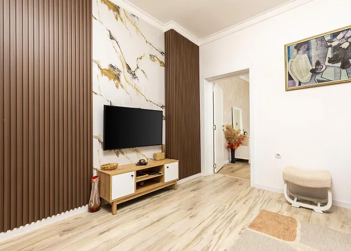 Retreat With Local Charm By Flat Mаnager Apartment *